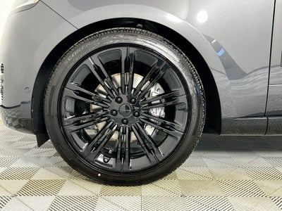 2026 Land Rover Range Rover SE