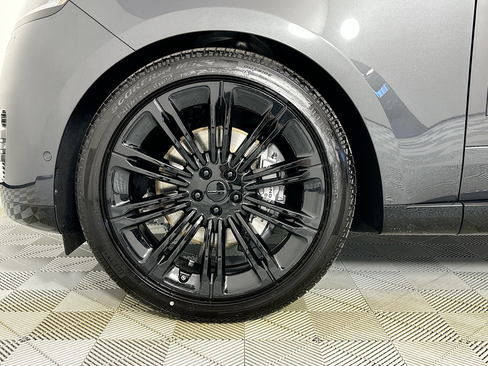 2026 Land Rover Range Rover SE