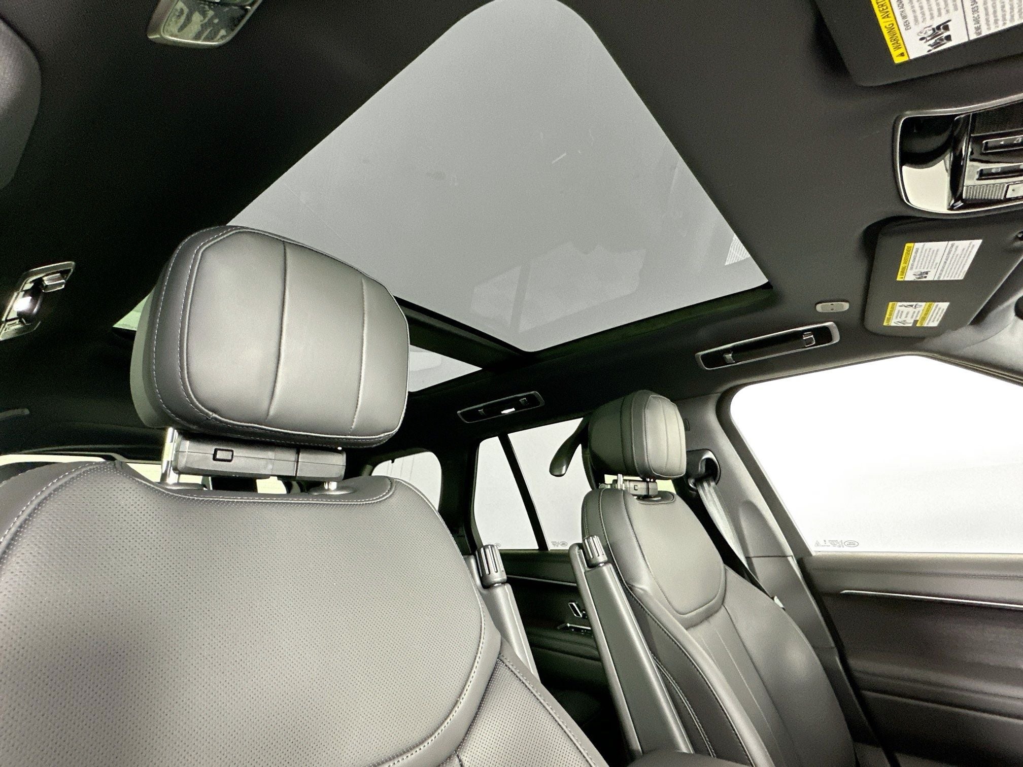2026 Land Rover Range Rover SE