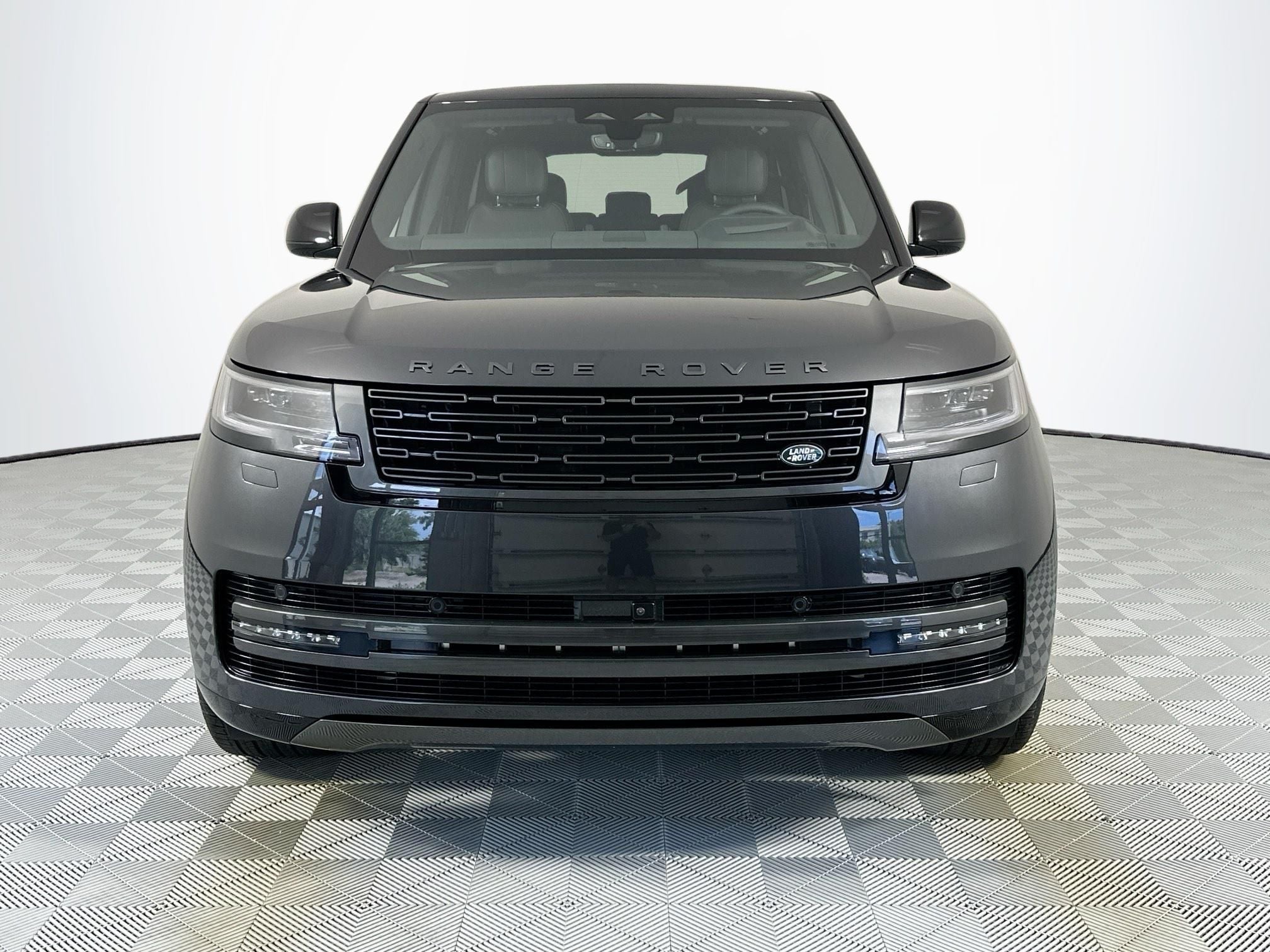 2026 Land Rover Range Rover SE