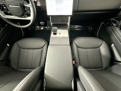 2026 Land Rover Range Rover SE