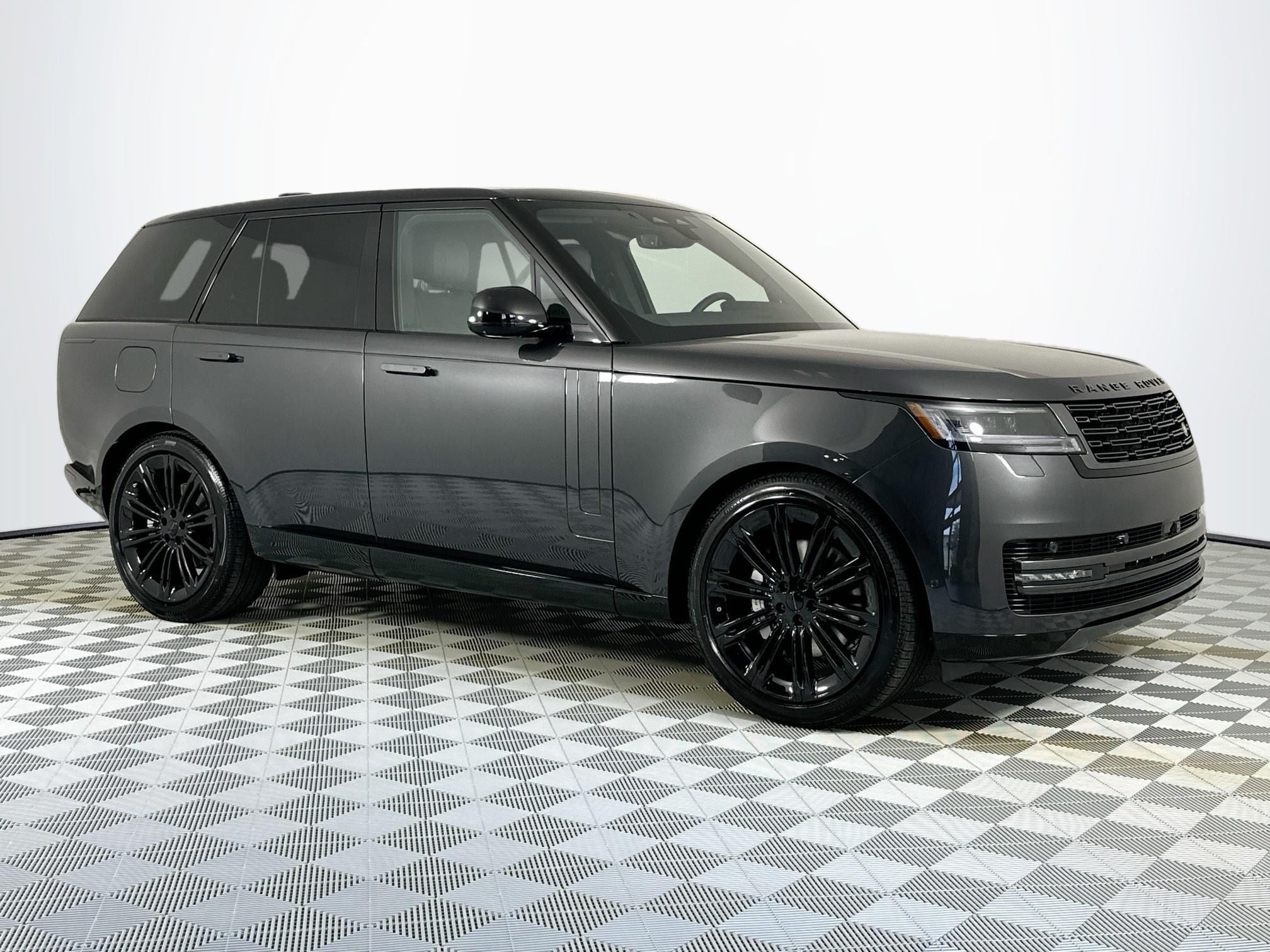 2026 Land Rover Range Rover SE