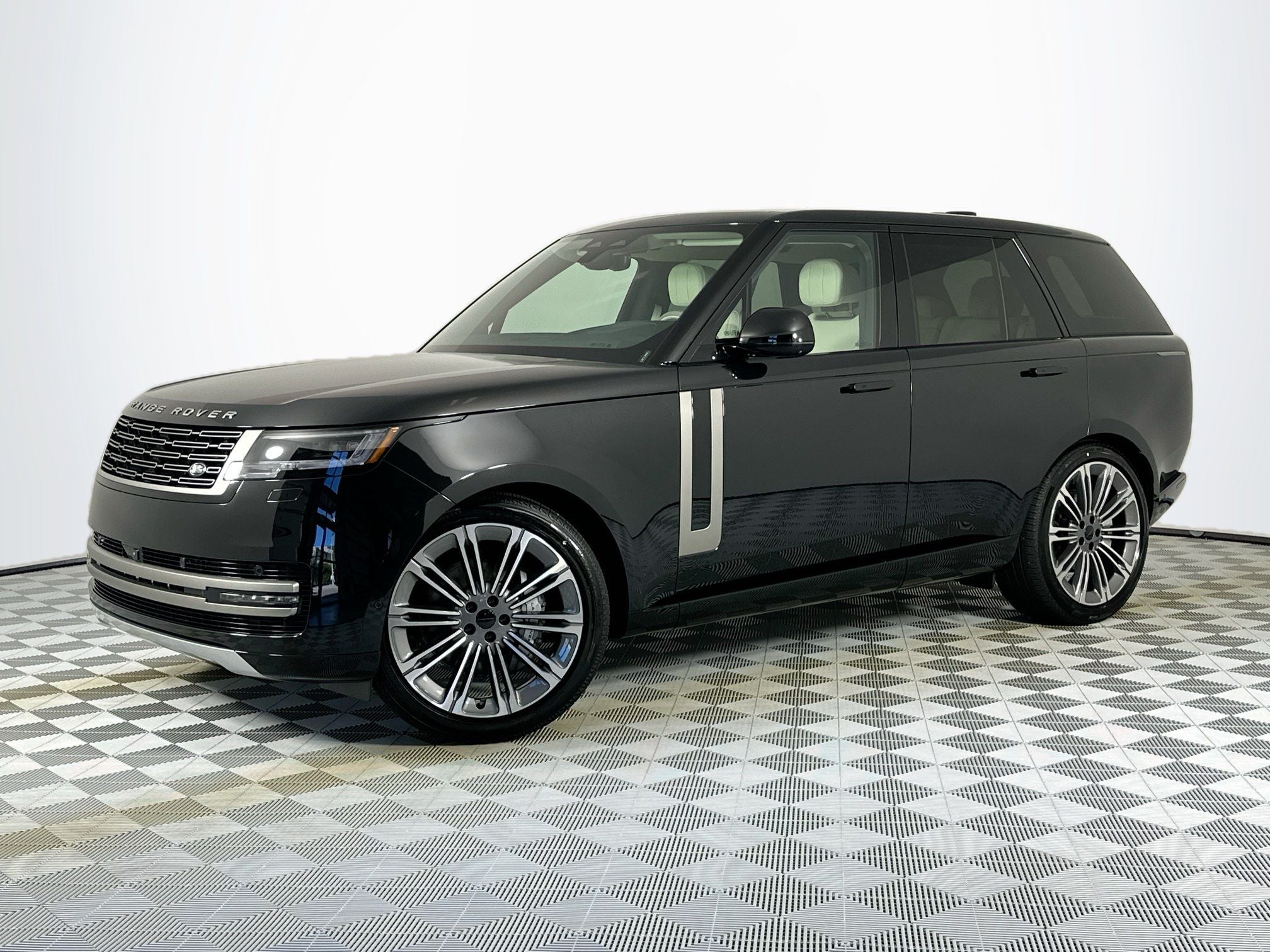 2026 Land Rover Range Rover SE