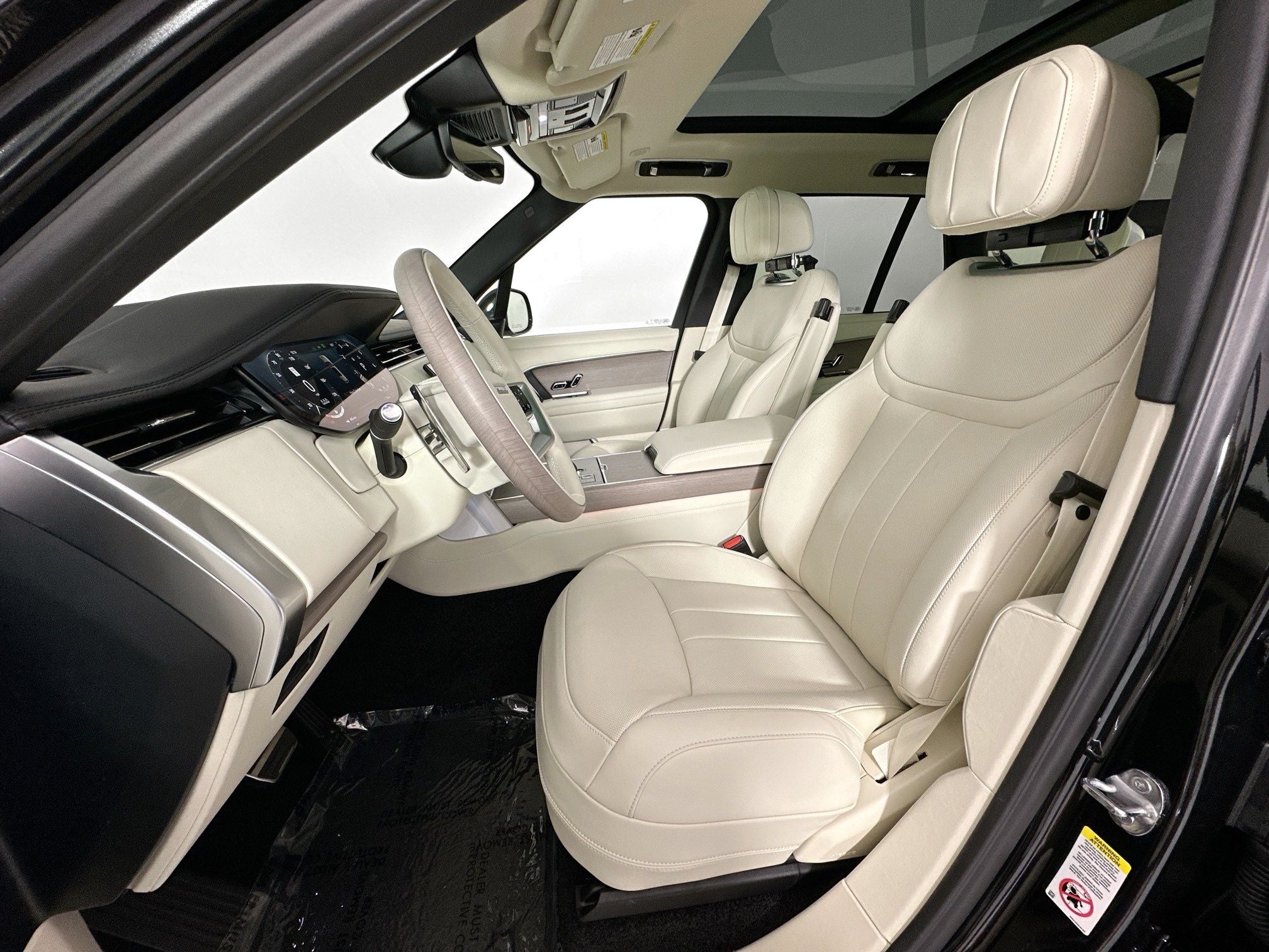 2026 Land Rover Range Rover SE