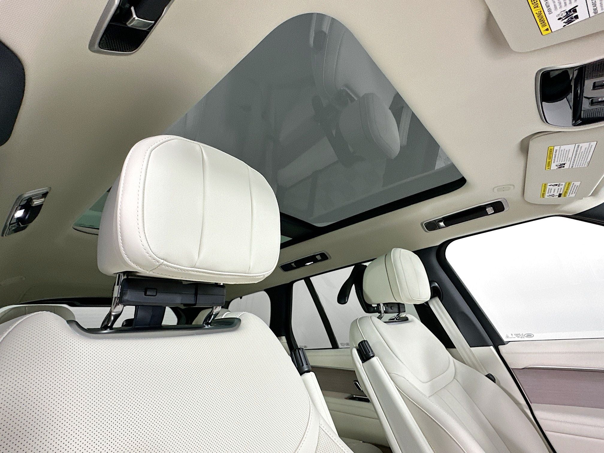 2026 Land Rover Range Rover SE