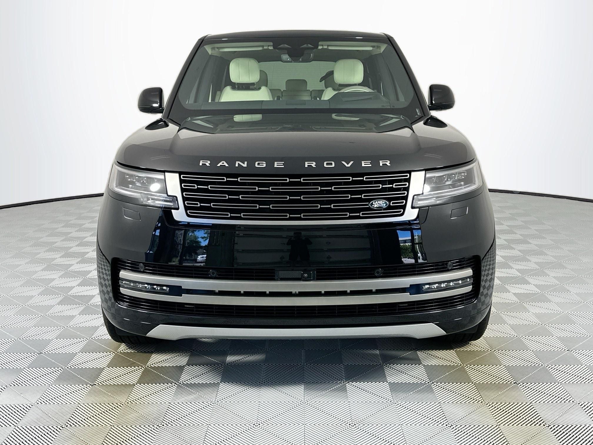 2026 Land Rover Range Rover SE
