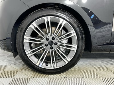 2026 Land Rover Range Rover SE