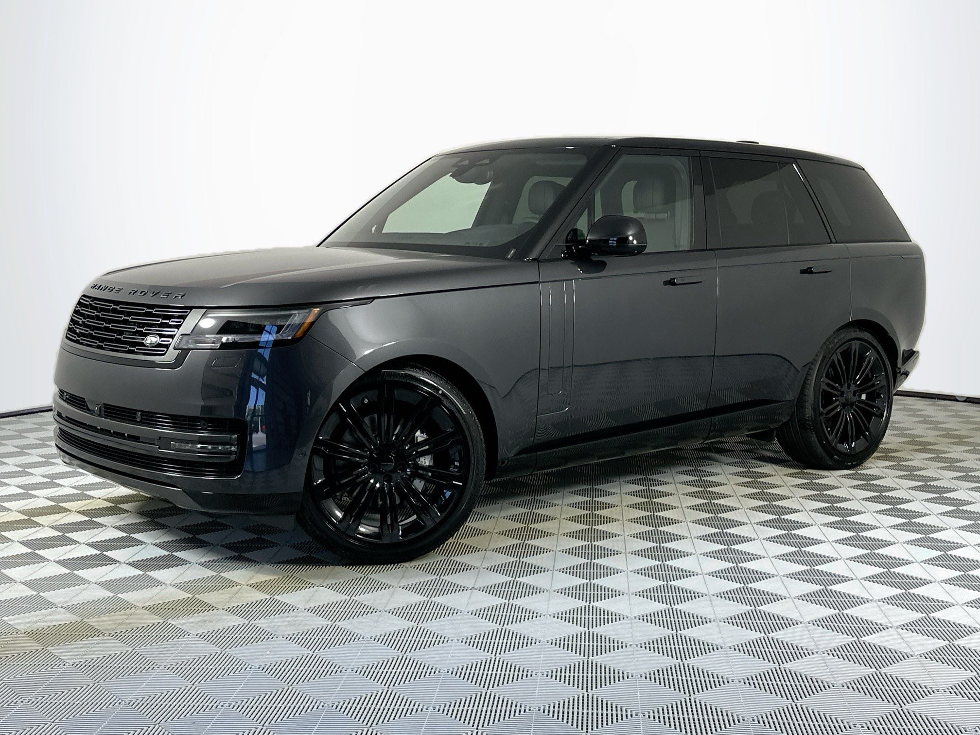 2026 Land Rover Range Rover SE