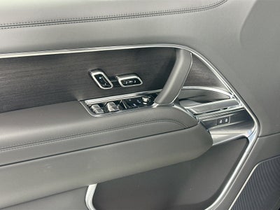 2026 Land Rover Range Rover SE