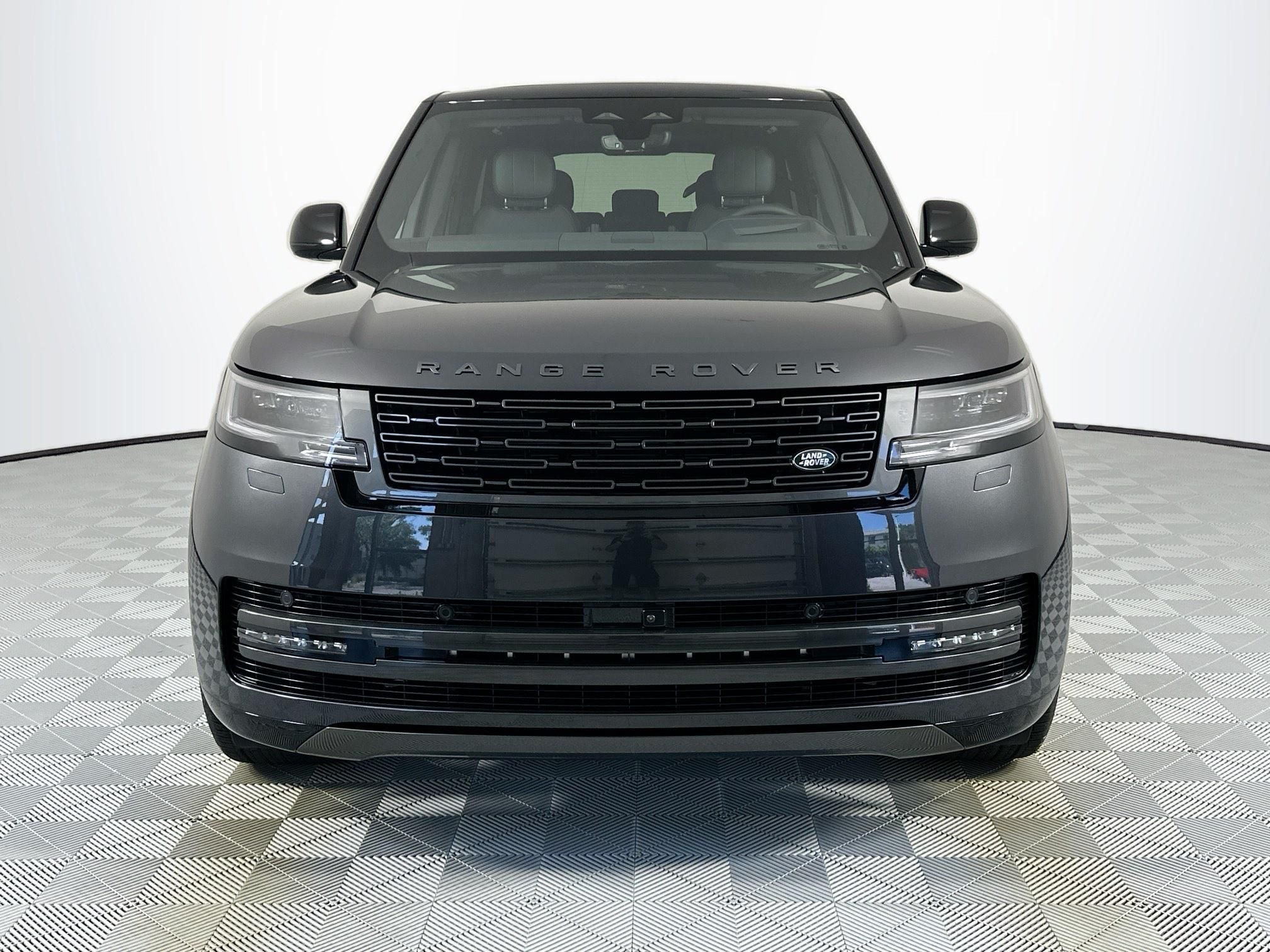 2026 Land Rover Range Rover SE