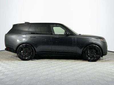 2026 Land Rover Range Rover SE