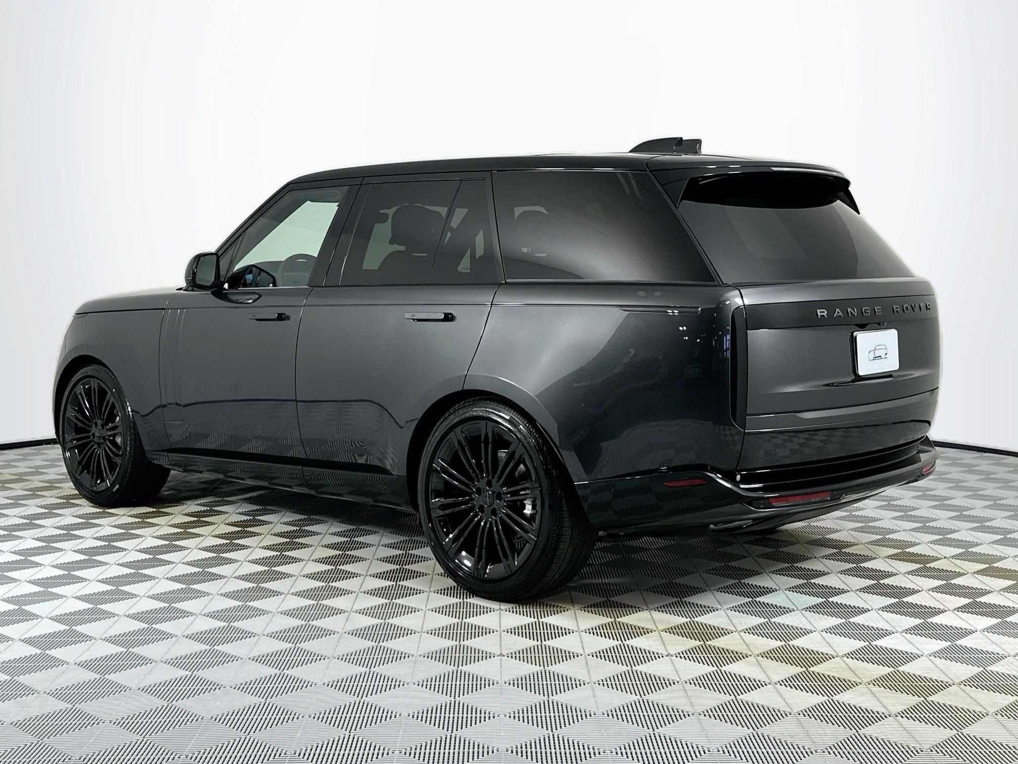 2026 Land Rover Range Rover SE