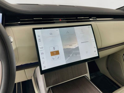 2027 Land Rover Range Rover SE