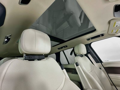 2027 Land Rover Range Rover SE