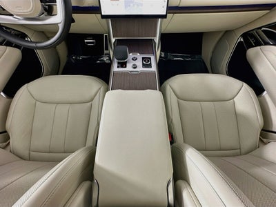 2027 Land Rover Range Rover SE