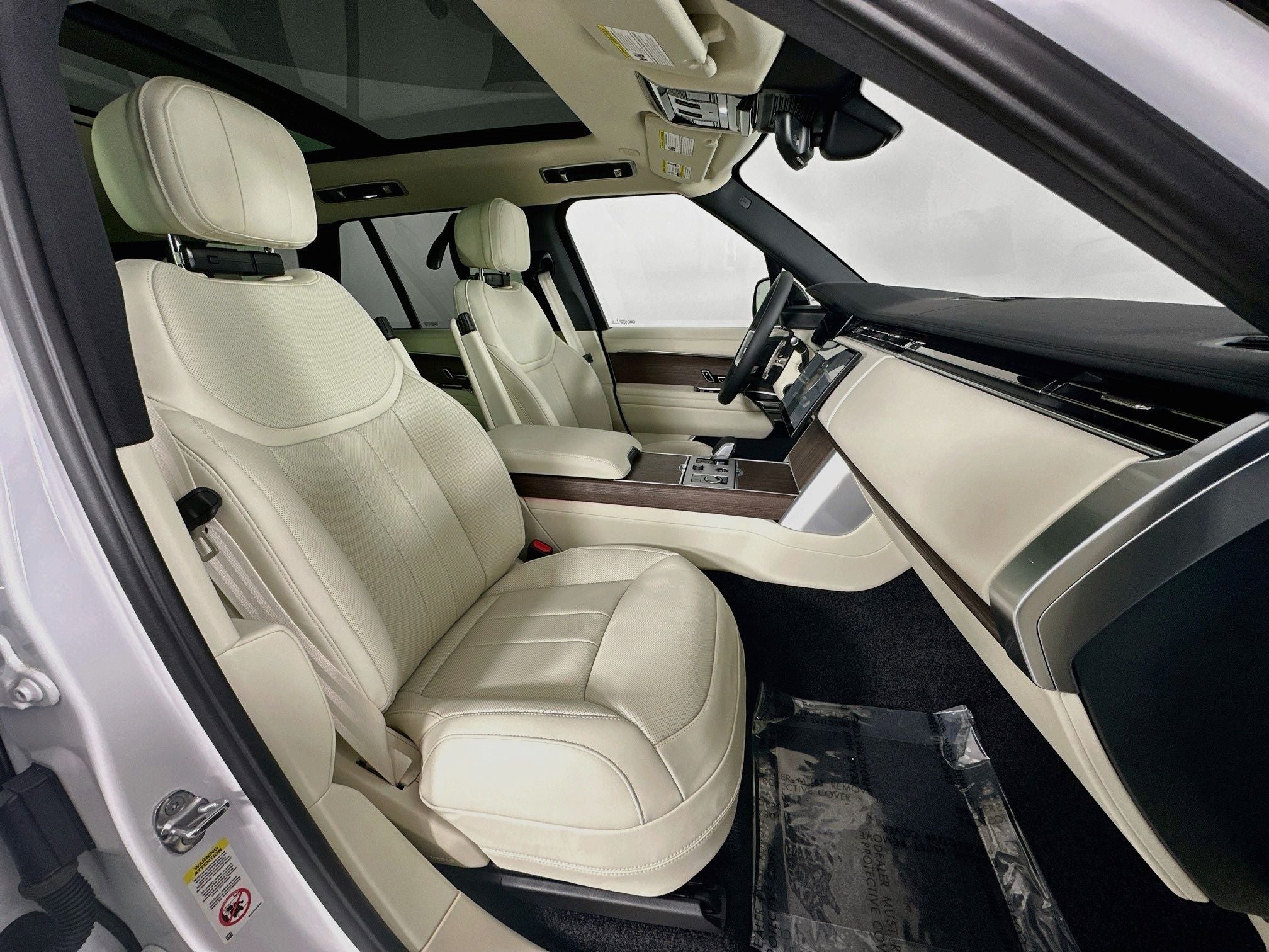 2027 Land Rover Range Rover SE
