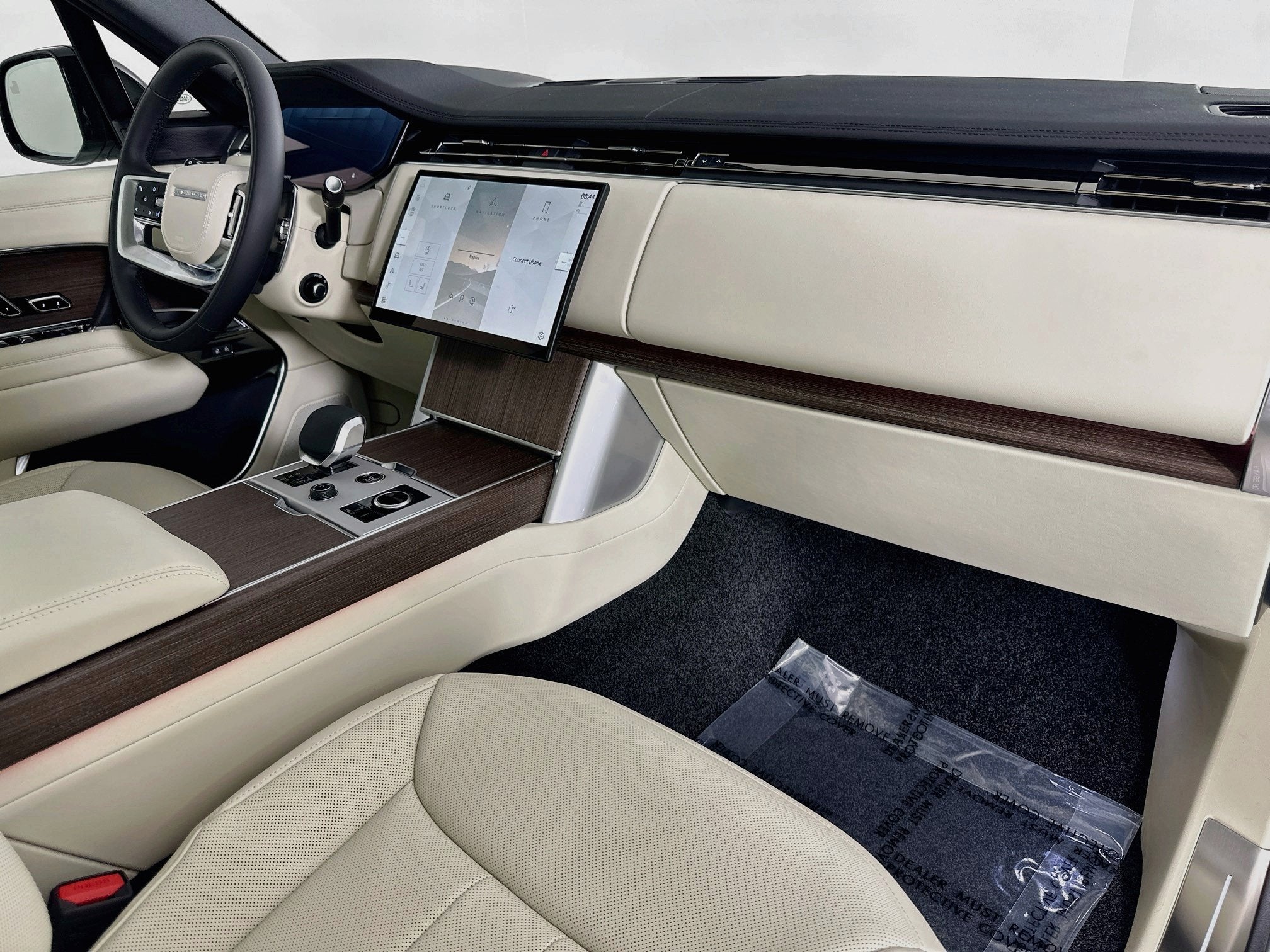 2027 Land Rover Range Rover SE