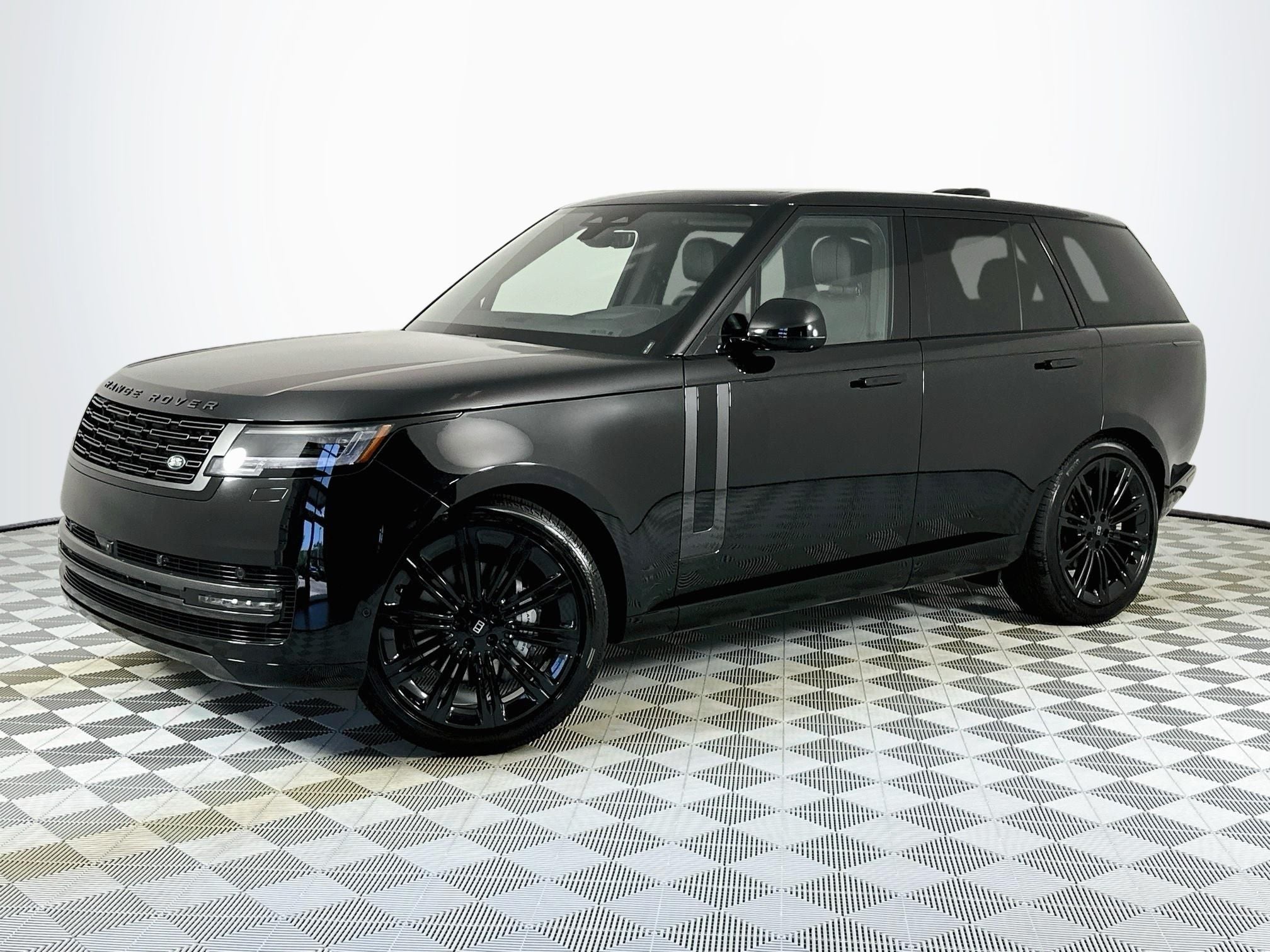 2027 Land Rover Range Rover SE
