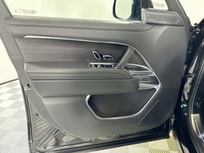 2027 Land Rover Range Rover SE