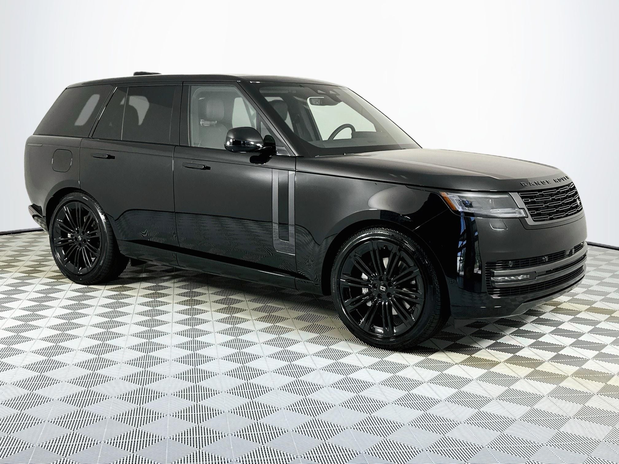 2027 Land Rover Range Rover SE