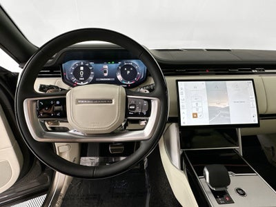 2026 Land Rover Range Rover SE