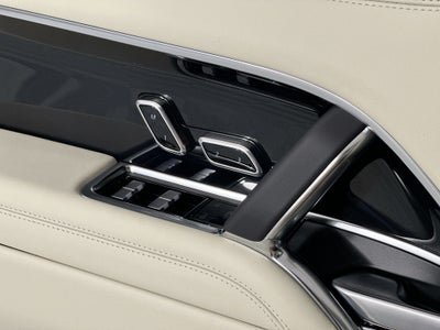 2026 Land Rover Range Rover SE