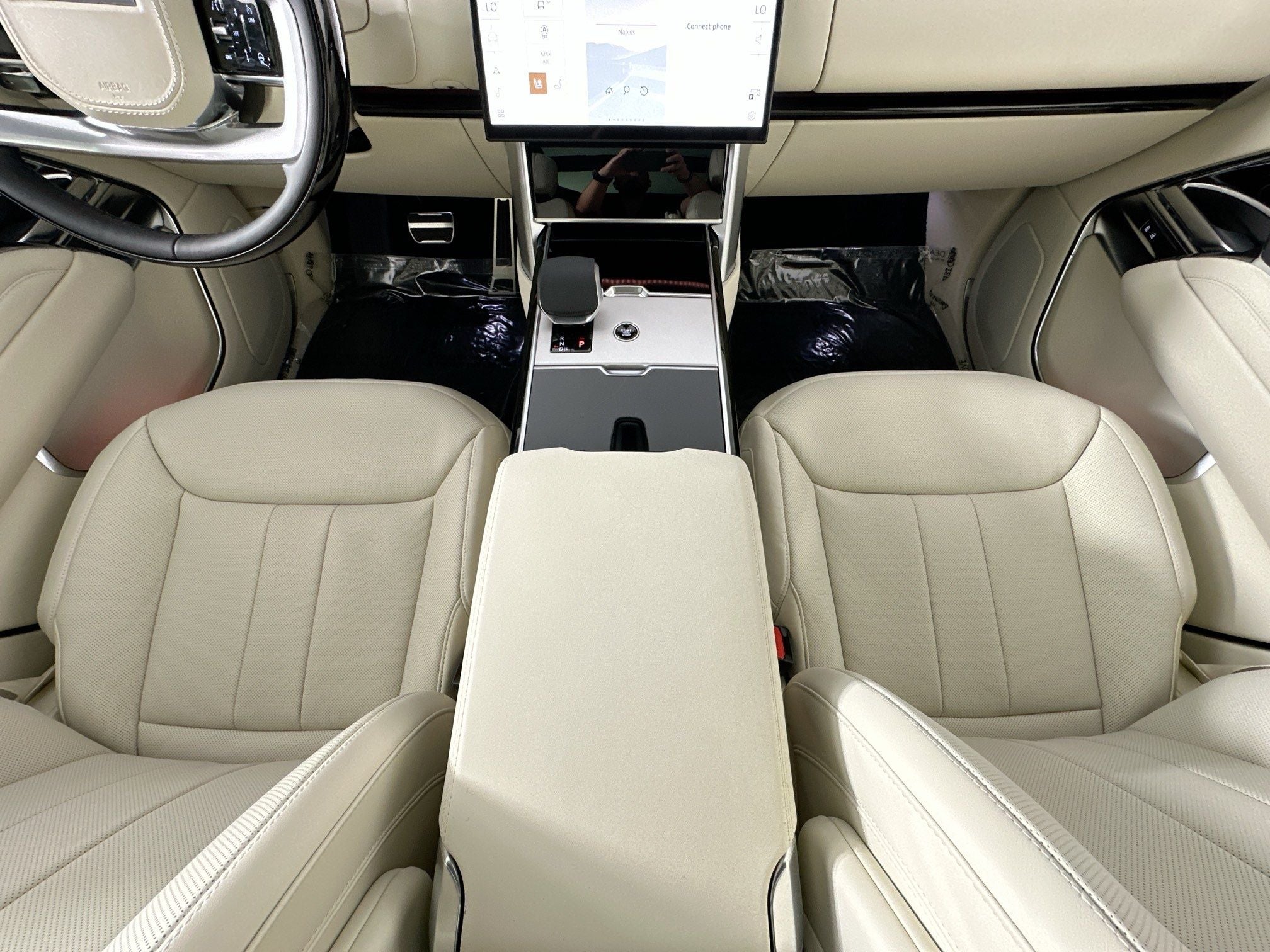 2026 Land Rover Range Rover SE