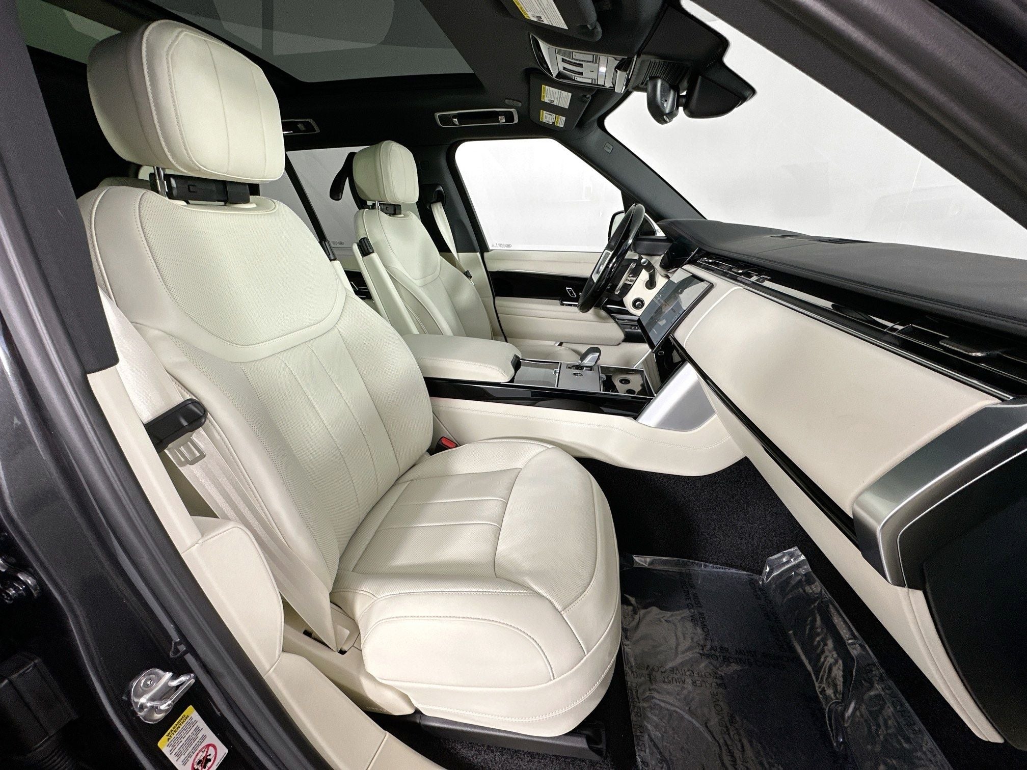 2026 Land Rover Range Rover SE