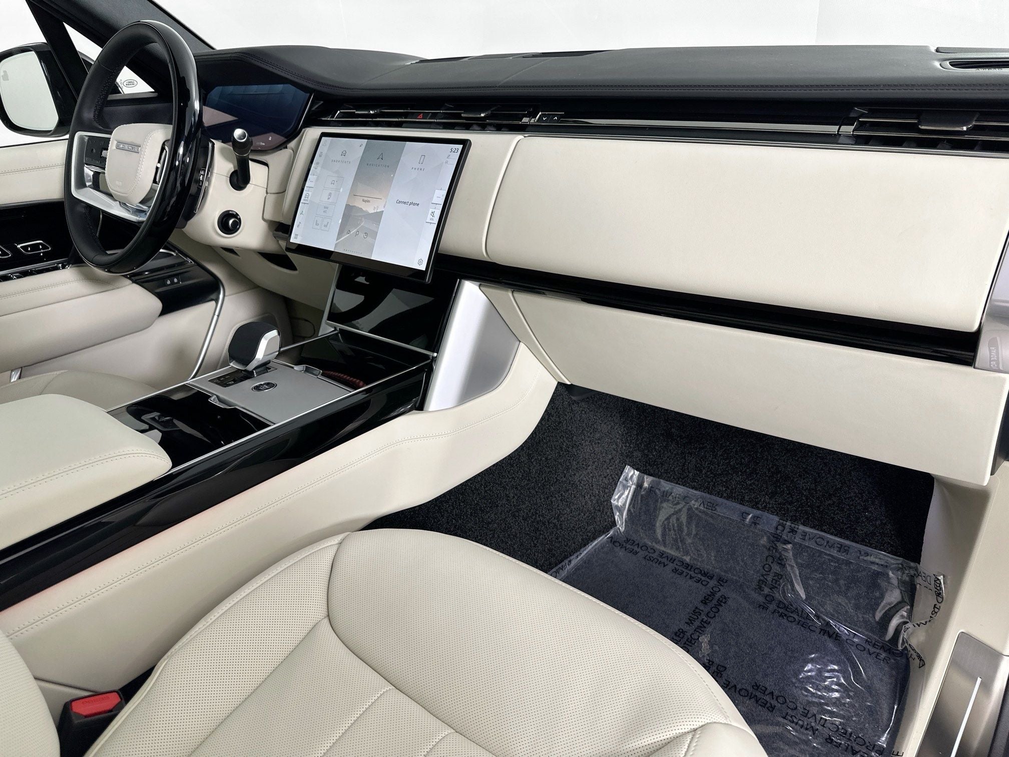 2026 Land Rover Range Rover SE