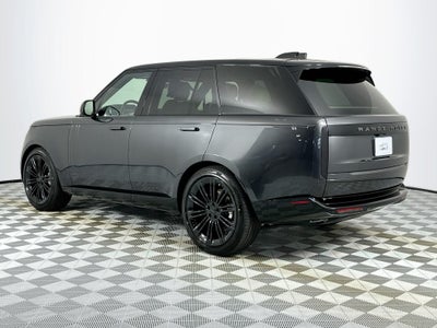 2026 Land Rover Range Rover SE