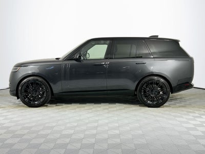 2026 Land Rover Range Rover SE