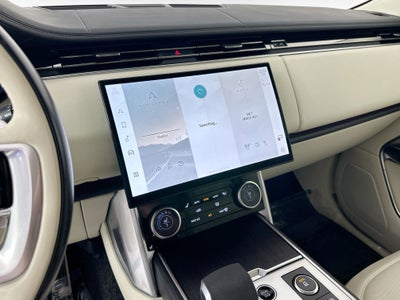 2023 Land Rover Range Rover SE