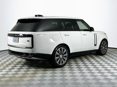 2023 Land Rover Range Rover SE