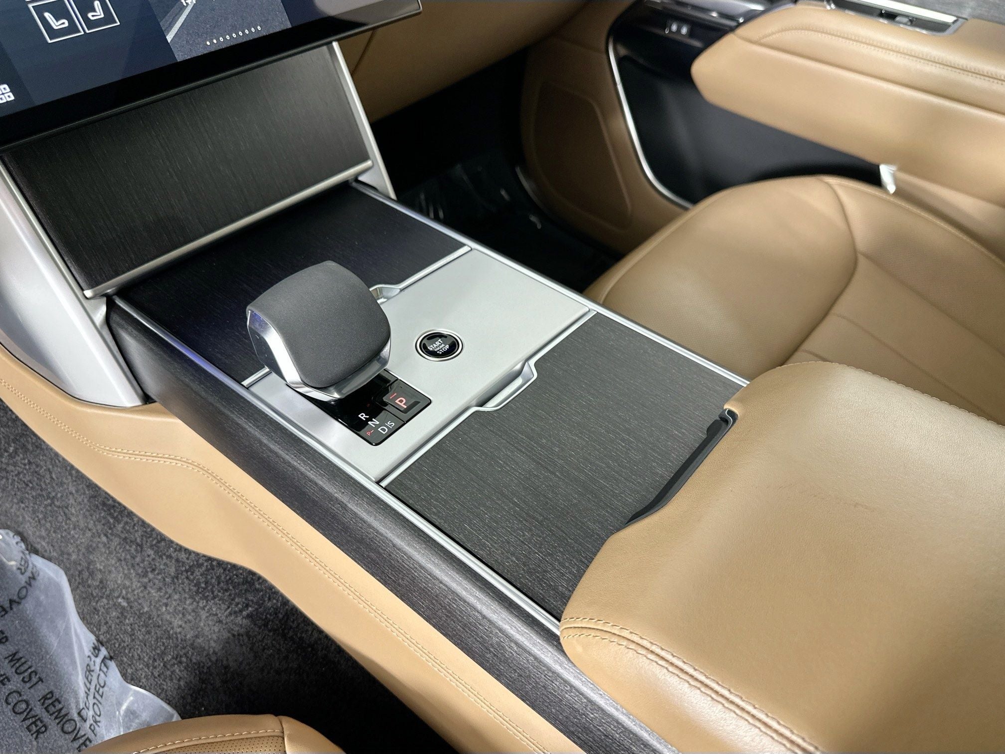 2024 Land Rover Range Rover SE