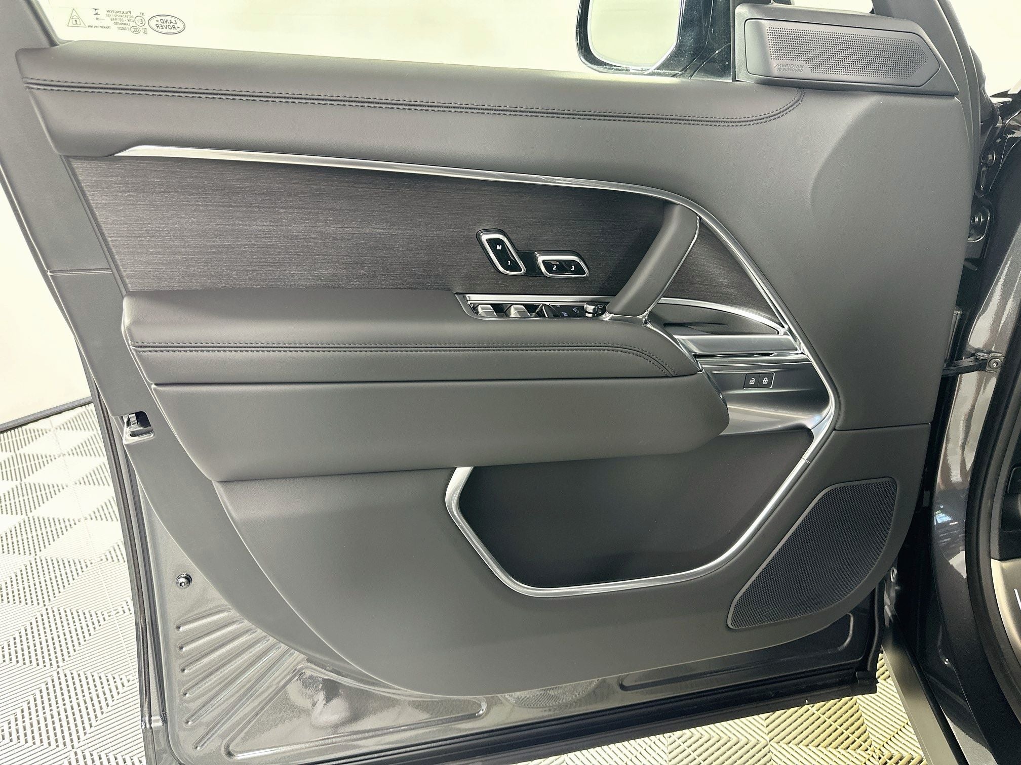 2026 Land Rover Range Rover SE