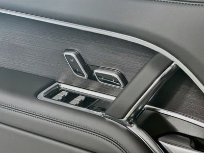 2026 Land Rover Range Rover SE