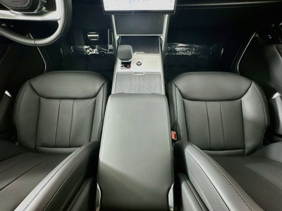 2026 Land Rover Range Rover SE