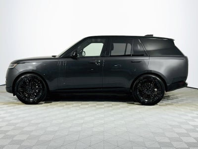 2026 Land Rover Range Rover SE