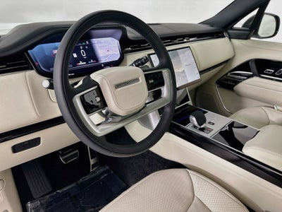 2026 Land Rover Range Rover SE