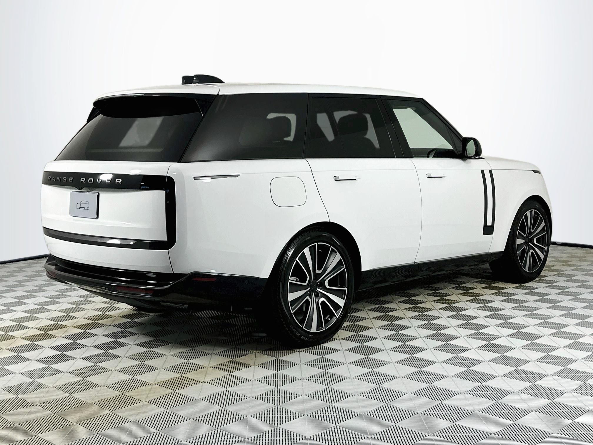 2026 Land Rover Range Rover SE