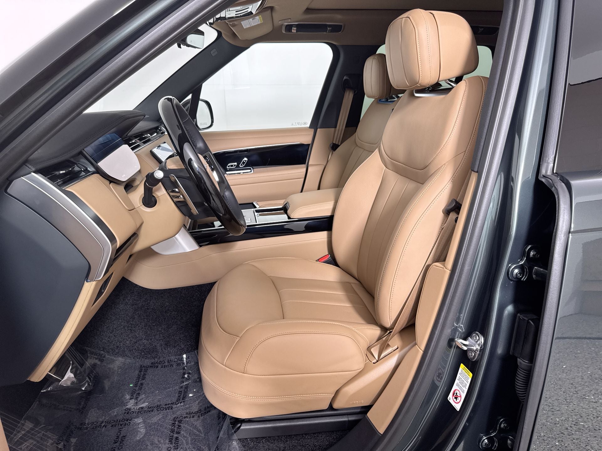 2026 Land Rover Range Rover SE
