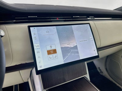 2027 Land Rover Range Rover SE