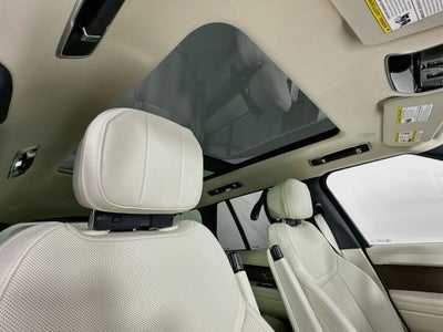 2027 Land Rover Range Rover SE