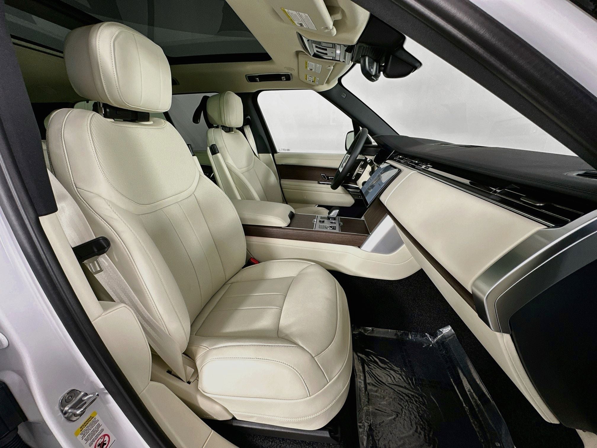 2027 Land Rover Range Rover SE
