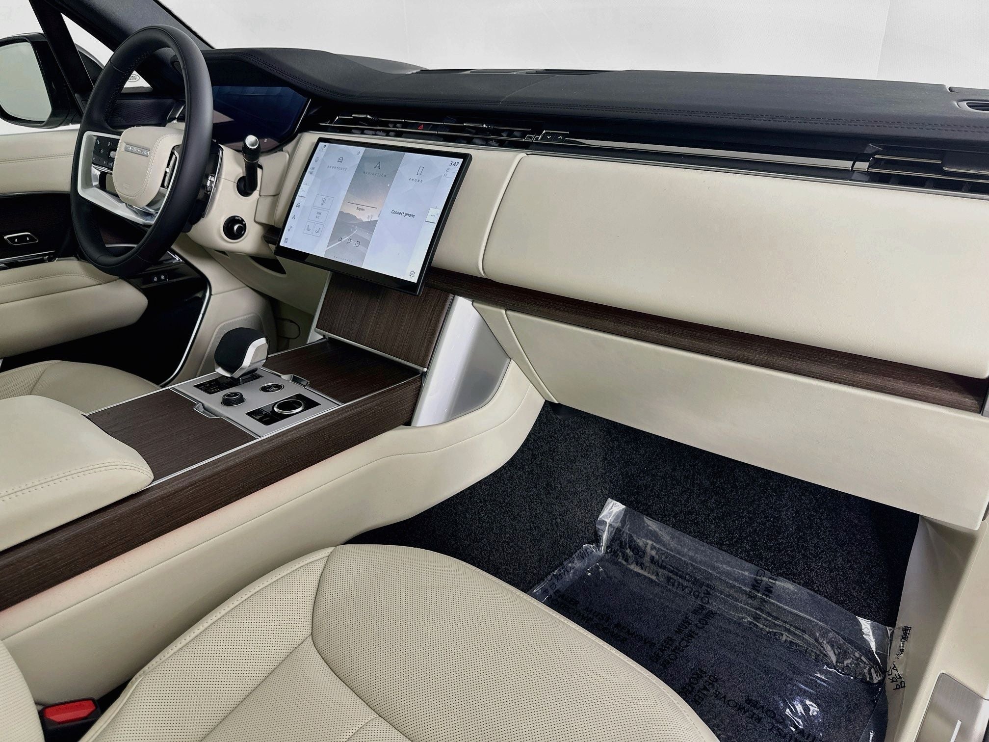 2027 Land Rover Range Rover SE