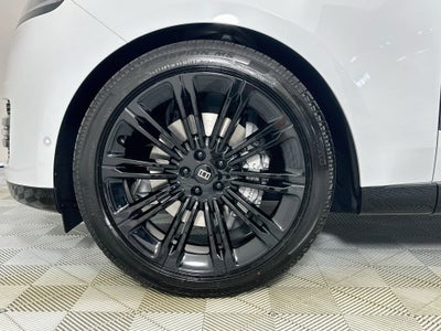 2027 Land Rover Range Rover SE