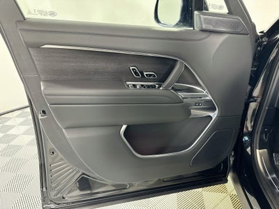 2026 Land Rover Range Rover SE LWB