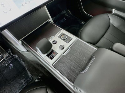 2027 Land Rover Range Rover SE LWB