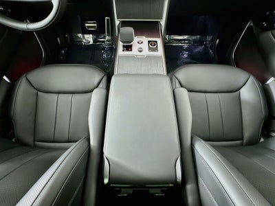 2027 Land Rover Range Rover SE LWB