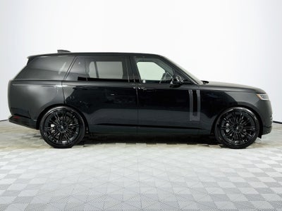 2027 Land Rover Range Rover SE LWB